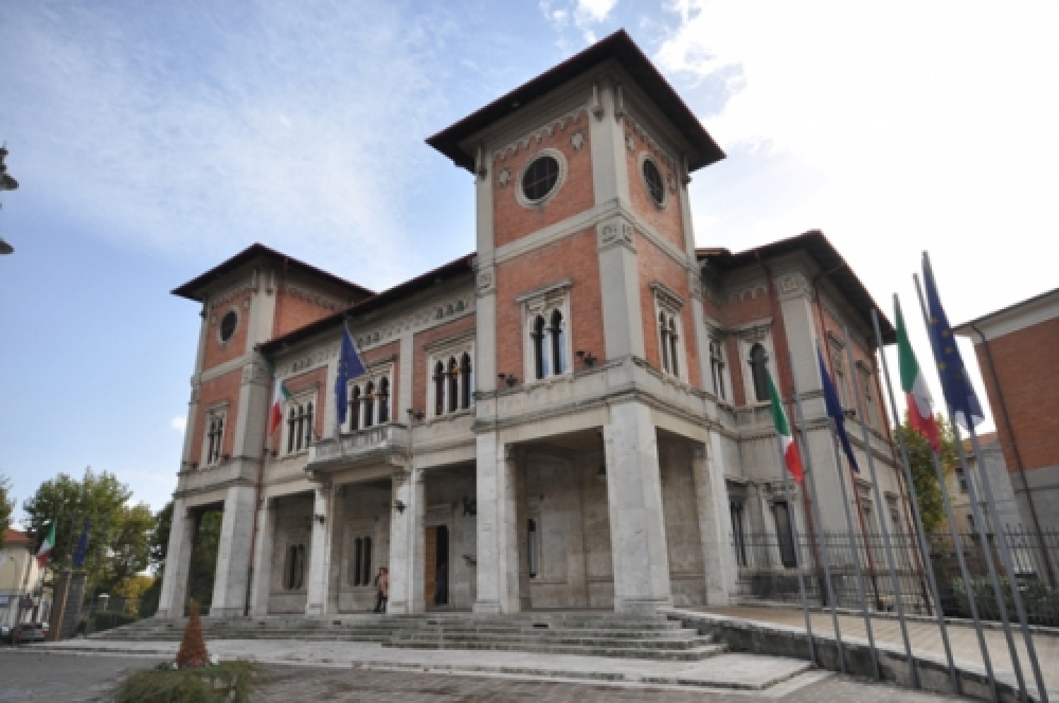 Municipio-di-Avezzano.jpg
