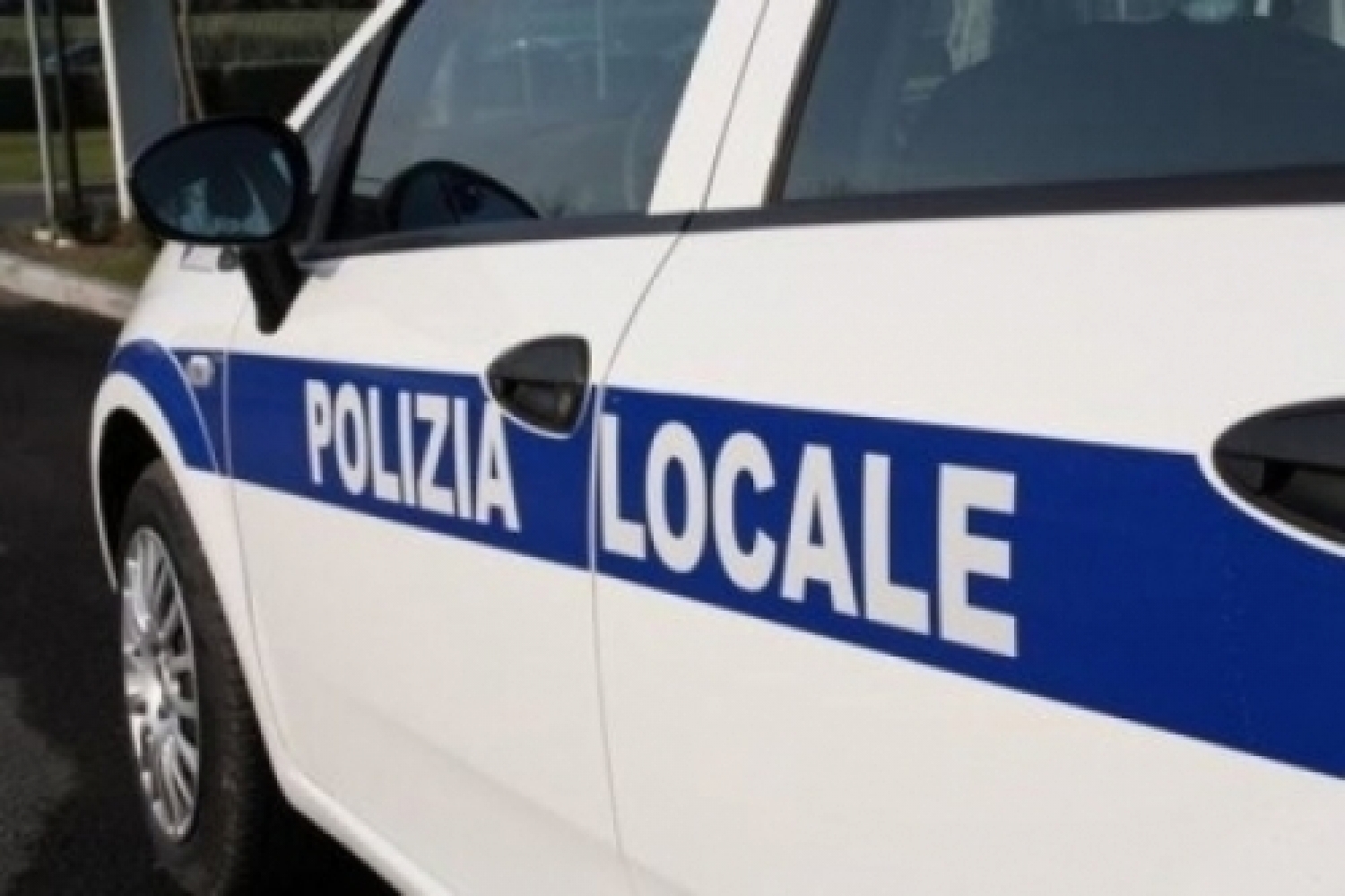 polizia locale.jpg