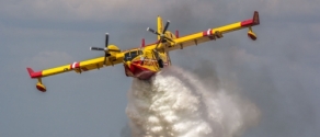 canadair.jpg