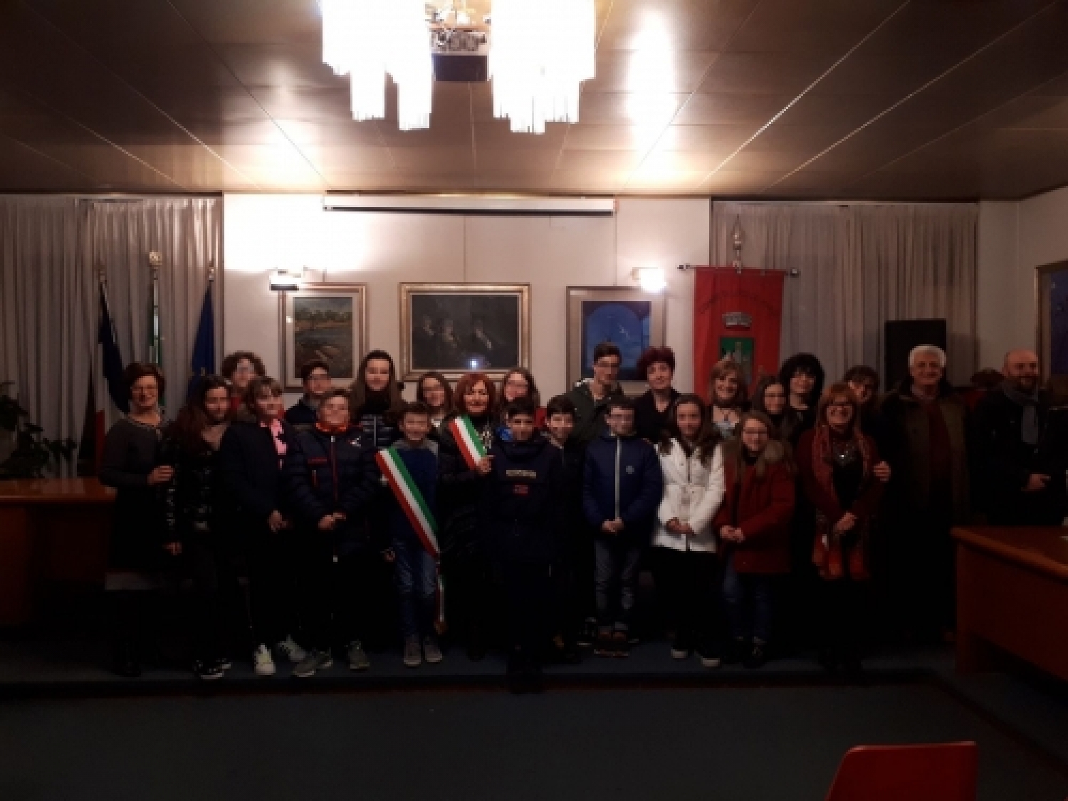 gruppo Consiglio ragazzi1.JPG
