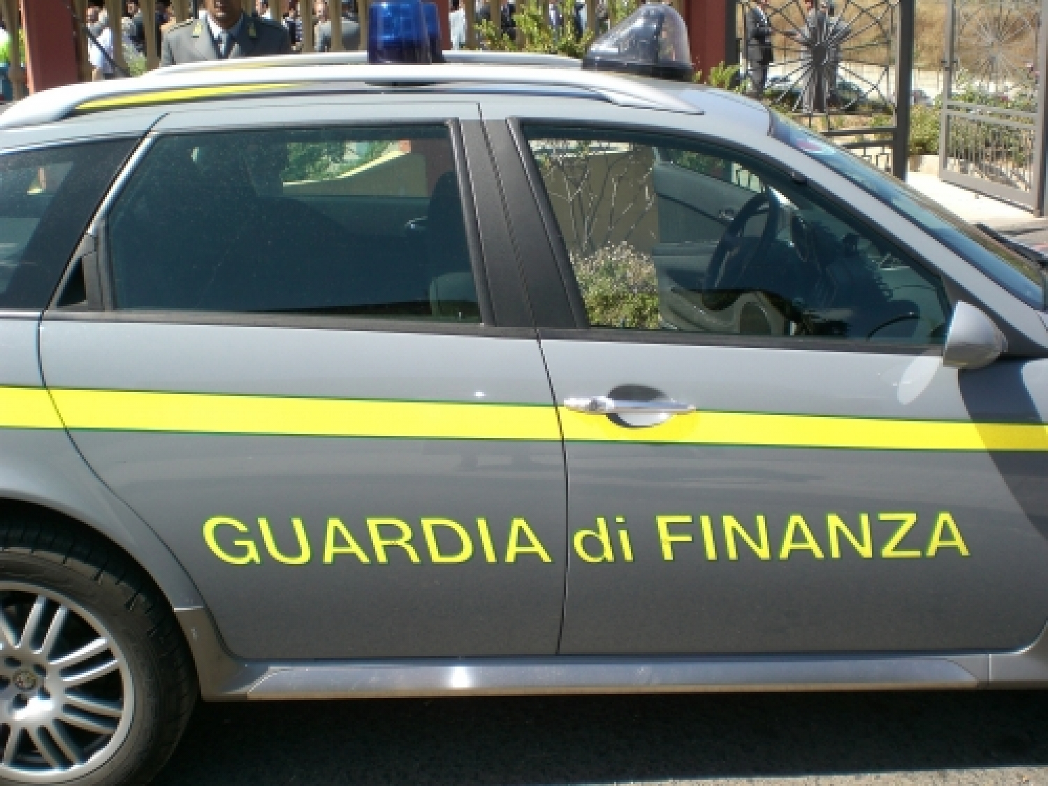 Guardia di finanza.jpg