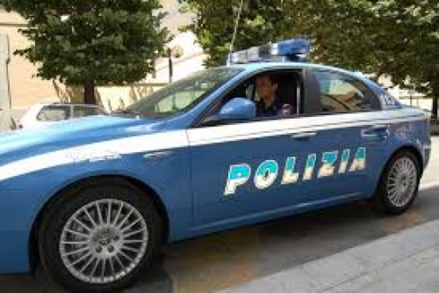 polizia.jpg