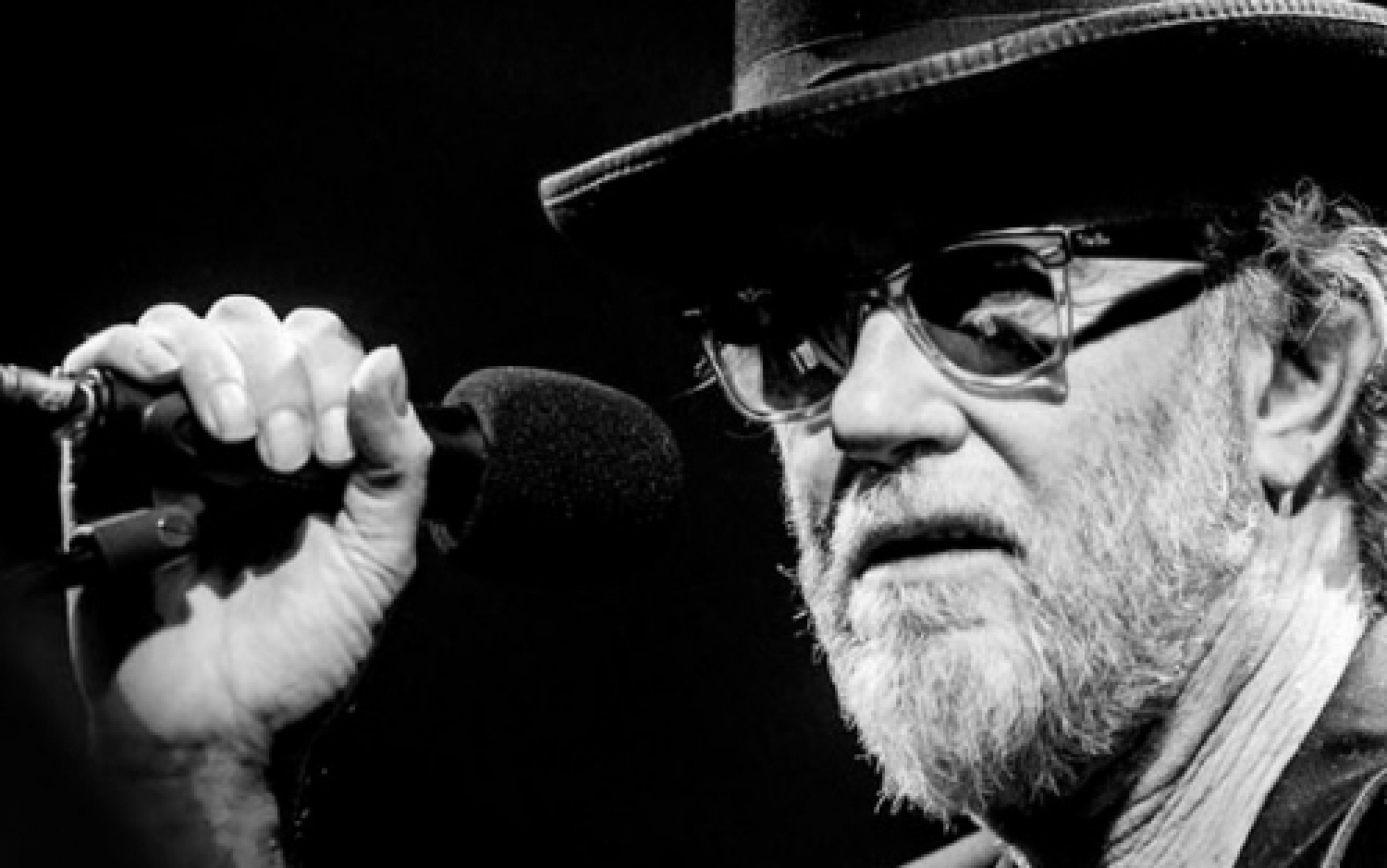 De Gregori Natale.Avezzano Informa Ad Avezzano La Storia Della Canzone Italiana Presentato Il Concerto Di Natale 2014 Sara Francesco De Gregori L Ospite D Onore