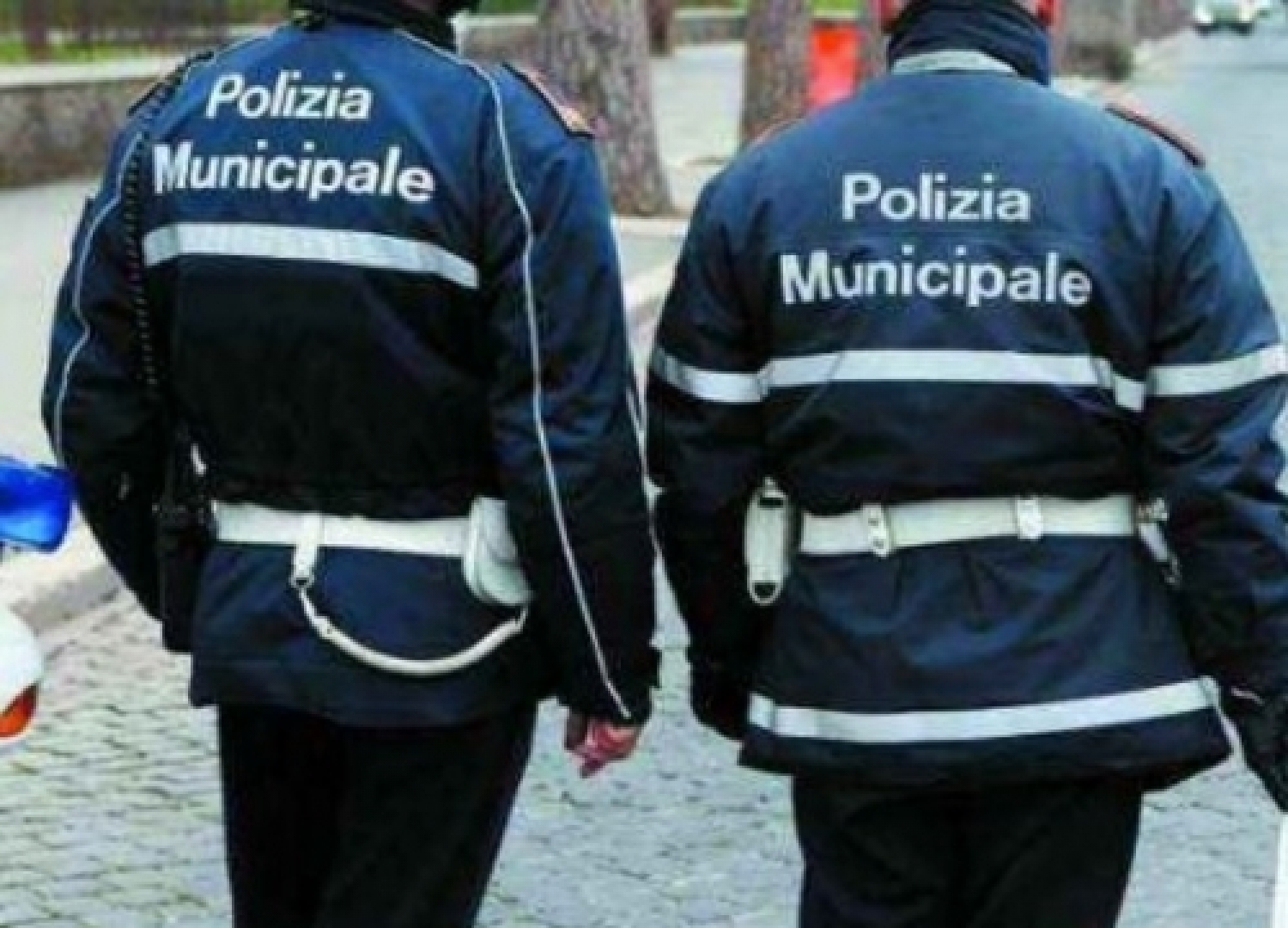 polizia municipale.jpg