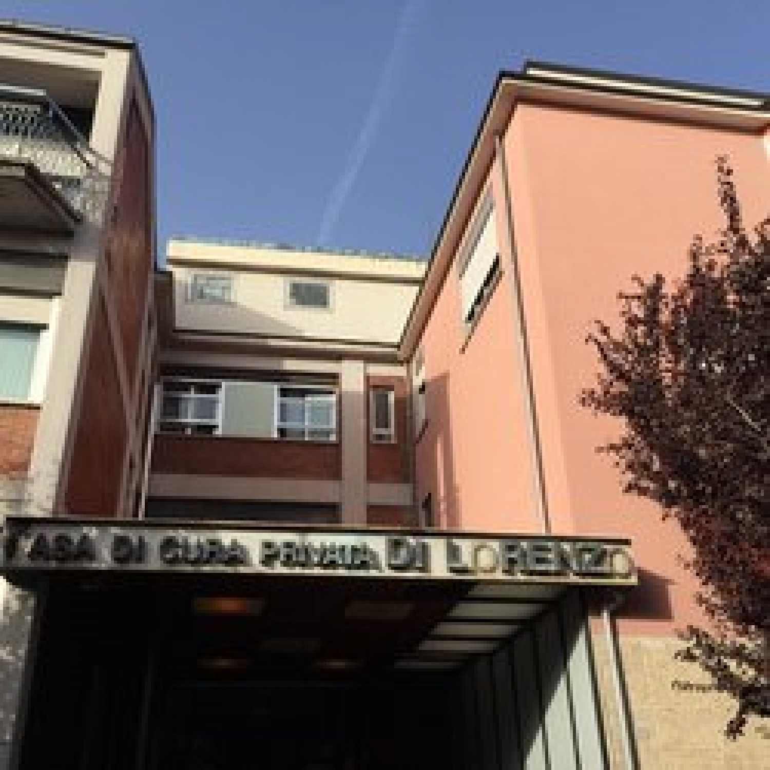 casa di cura.jpg