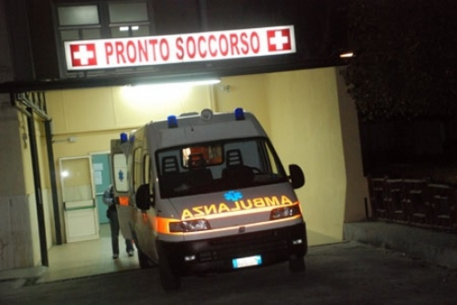 pronto soccorso ambulanza.jpg