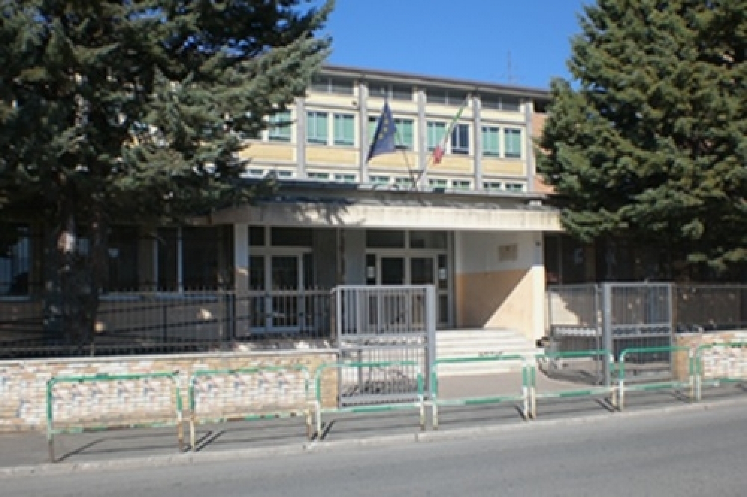 Liceo Croce Avezzano.jpg