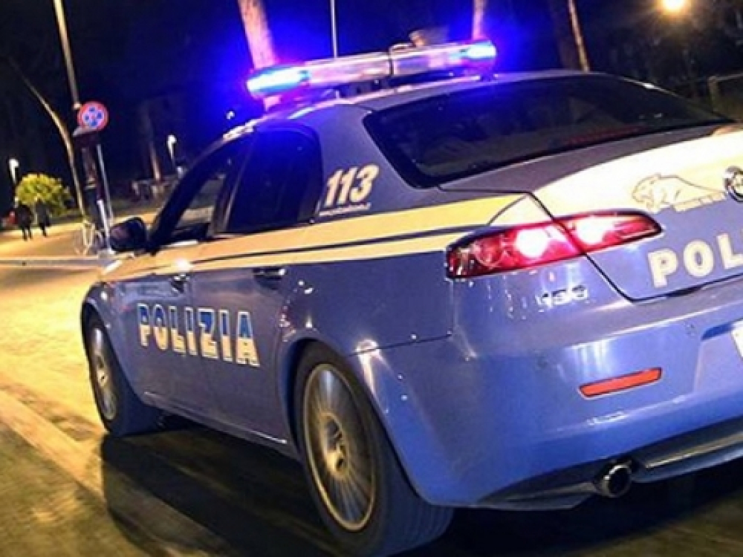 Polizia 3.jpg