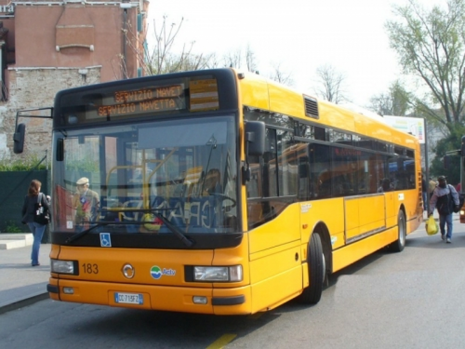 bus_navetta.jpg