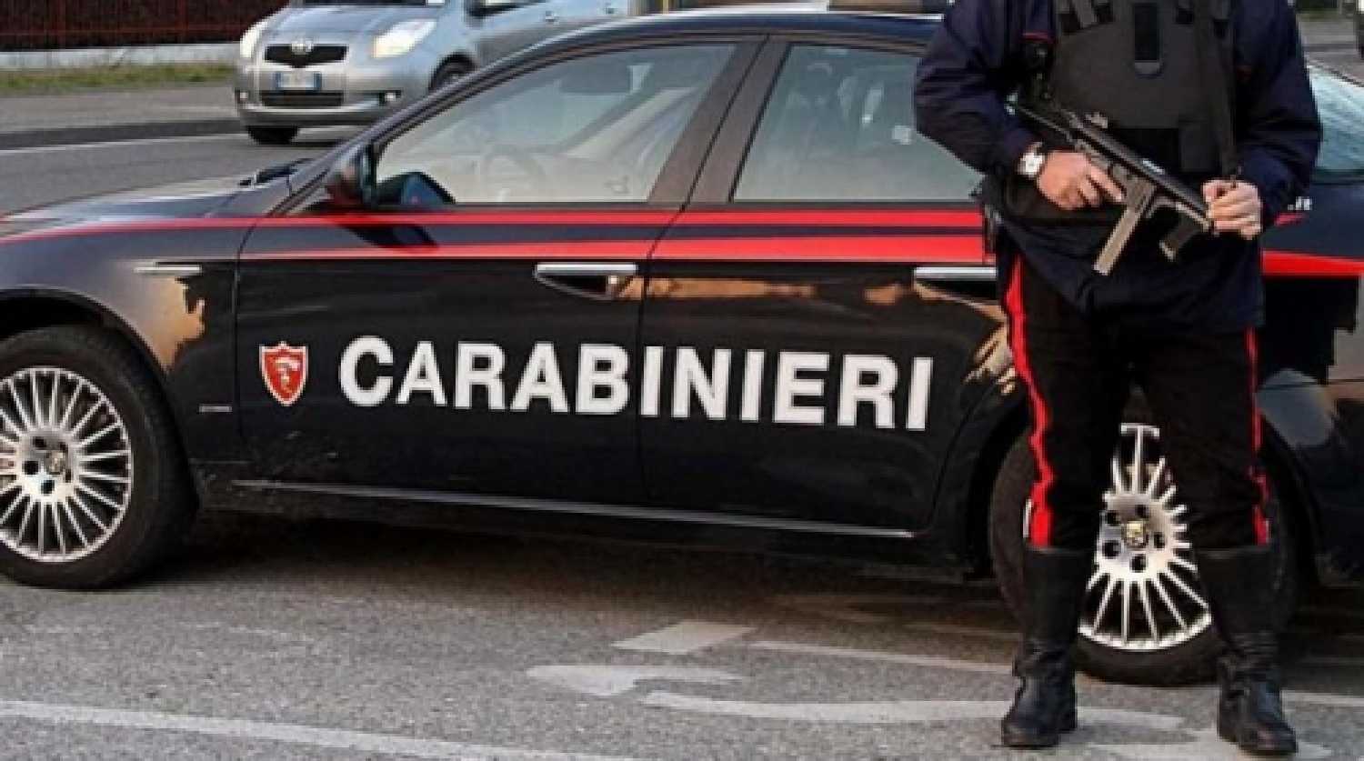 1470476371-carabinieri-mitra.jpg